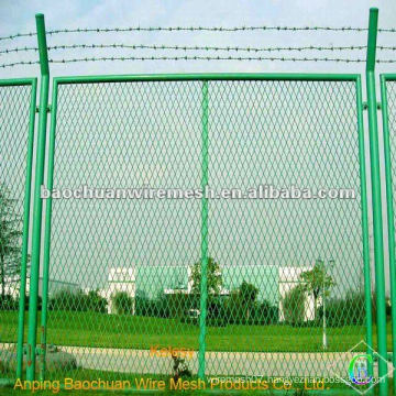 Expanded metal fence with high quality and competitive price in store